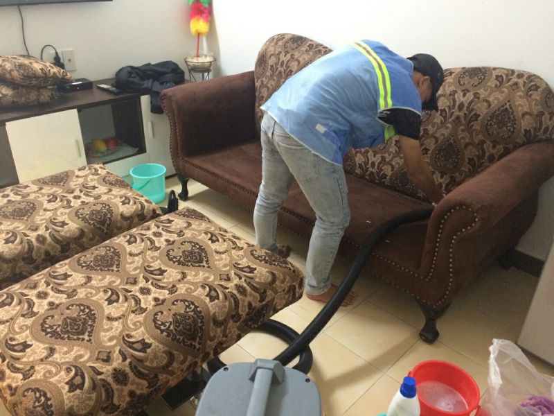Dịch vụ giặt ghế sofa da tại Long An 0909980348: Trung tâm chuyên nghiệp cung cấp dịch vụ giặt ghế sofa da chất lượng cao tại Long An, liên hệ hotline 0909980348 để được tư vấn và đặt lịch.