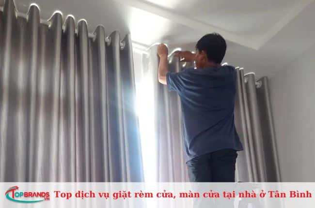 Ưu điểm của dịch vụ giặt rèm cửa Tân Bình 0909980348: Khám phá những ưu điểm vượt trội của dịch vụ giặt rèm cửa của chúng tôi so với các dịch vụ khác, bao gồm chất lượng giặt, thời gian hoàn thành, giá cả cạnh tranh và dịch vụ khách hàng tận tâm.