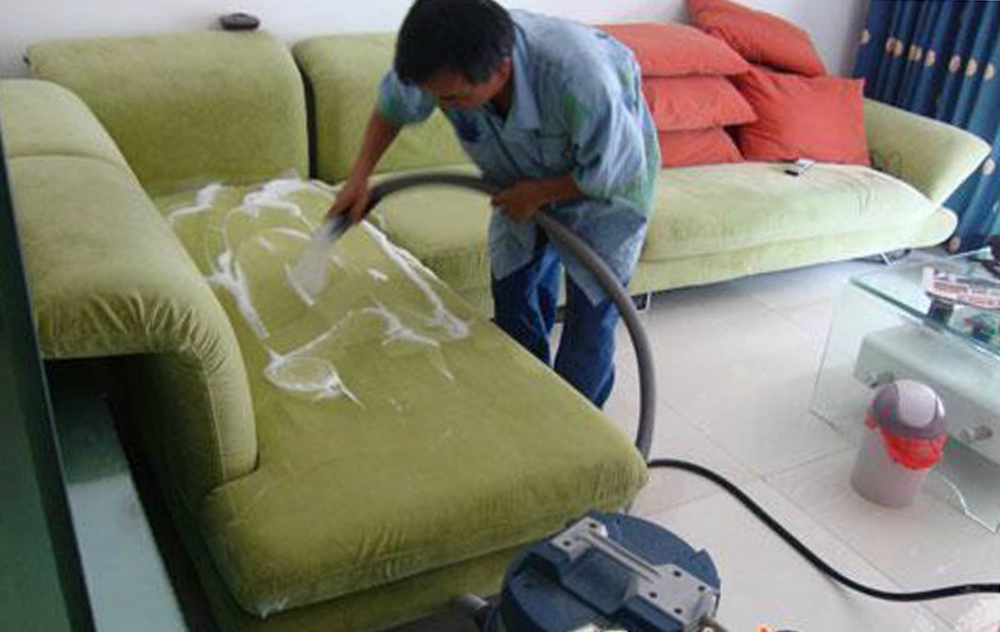 Top 5 Dụng Cụ Giặt Ghế Sofa Tại Dĩ An Bình Dương Được Ưa Chuộng Nhất 2025: Đánh Giá & So Sánh