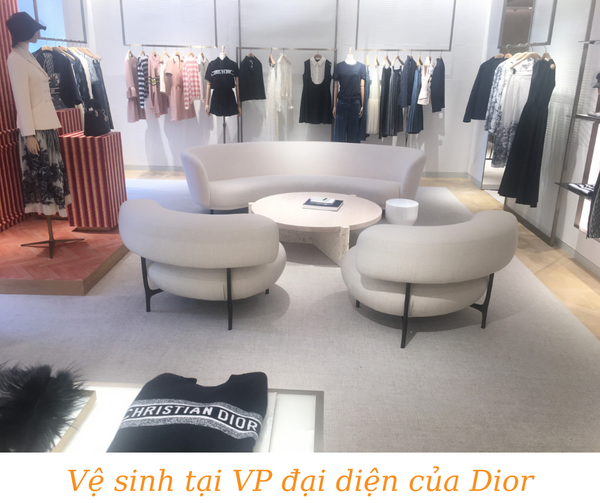 Quy Trình Giặt Ghế Sofa Nỉ Chuẩn Tại Biên Hòa: Đảm Bảo Sạch Sâu, An Toàn Tuyệt Đối Mô tả chi tiết quy trình giặt ghế sofa nỉ chuyên nghiệp tại Biên Hòa, từ khâu khảo sát, chuẩn bị, thực hiện đến kiểm tra và bàn giao. Nhấn mạnh vào các kỹ thuật, thiết bị và hóa chất an toàn.