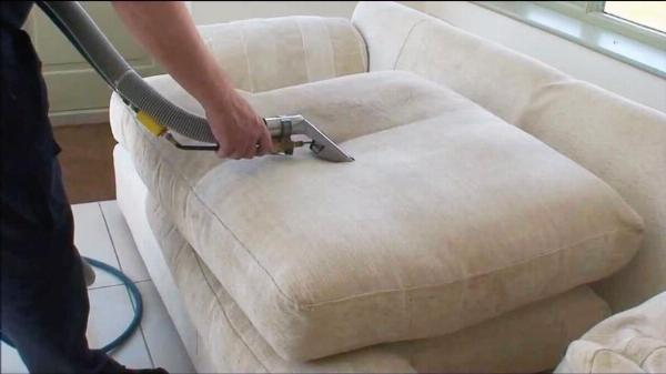 Cách Giặt Ghế Sofa Vải Tại Nhà Hiệu Quả