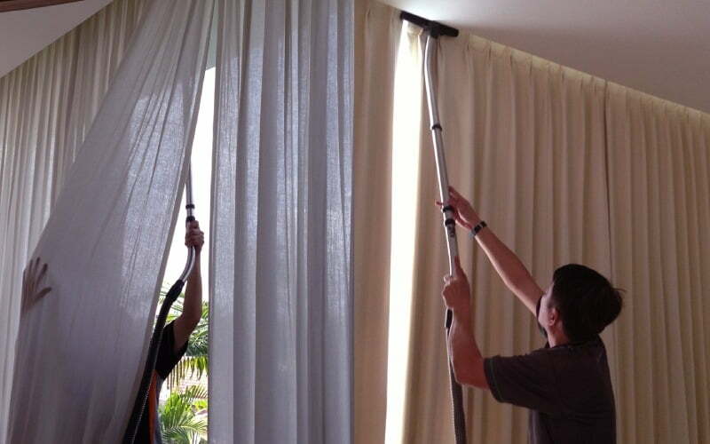 Quy trình giặt rèm cửa tại nhà Quận 12: từ A đến Z