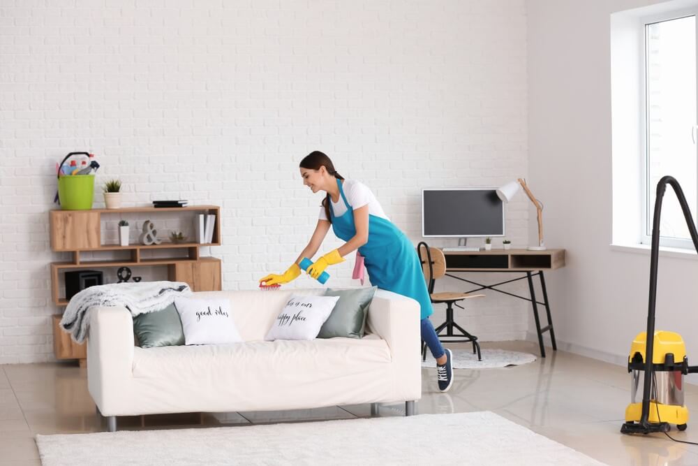 Ưu điểm khi chọn dịch vụ giặt ghế sofa vải tại nhà Cần Giuộc của chúng tôi