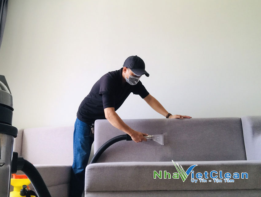 Dịch vụ Giặt Ghế Sofa Vải tại Tân Phú 0909980348: Giới thiệu dịch vụ giặt ghế sofa vải chuyên nghiệp, uy tín tại Tân Phú với số điện thoại liên hệ 0909980348. Chúng tôi cam kết mang đến chất lượng dịch vụ tốt nhất cho khách hàng.