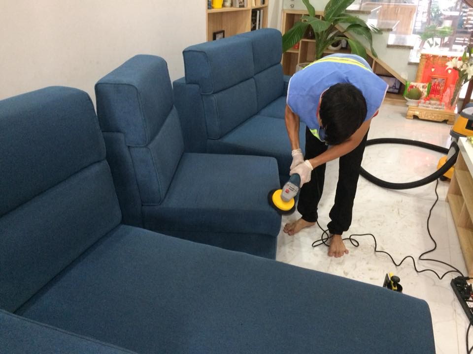 Dịch vụ giặt khô ghế sofa tại Long An: Ưu điểm và nhược điểm