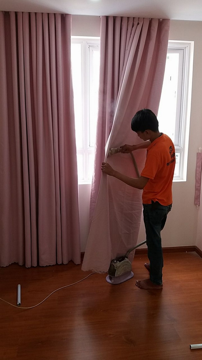 Quy trình giặt màn cửa chuyên nghiệp tại Bình Chánh