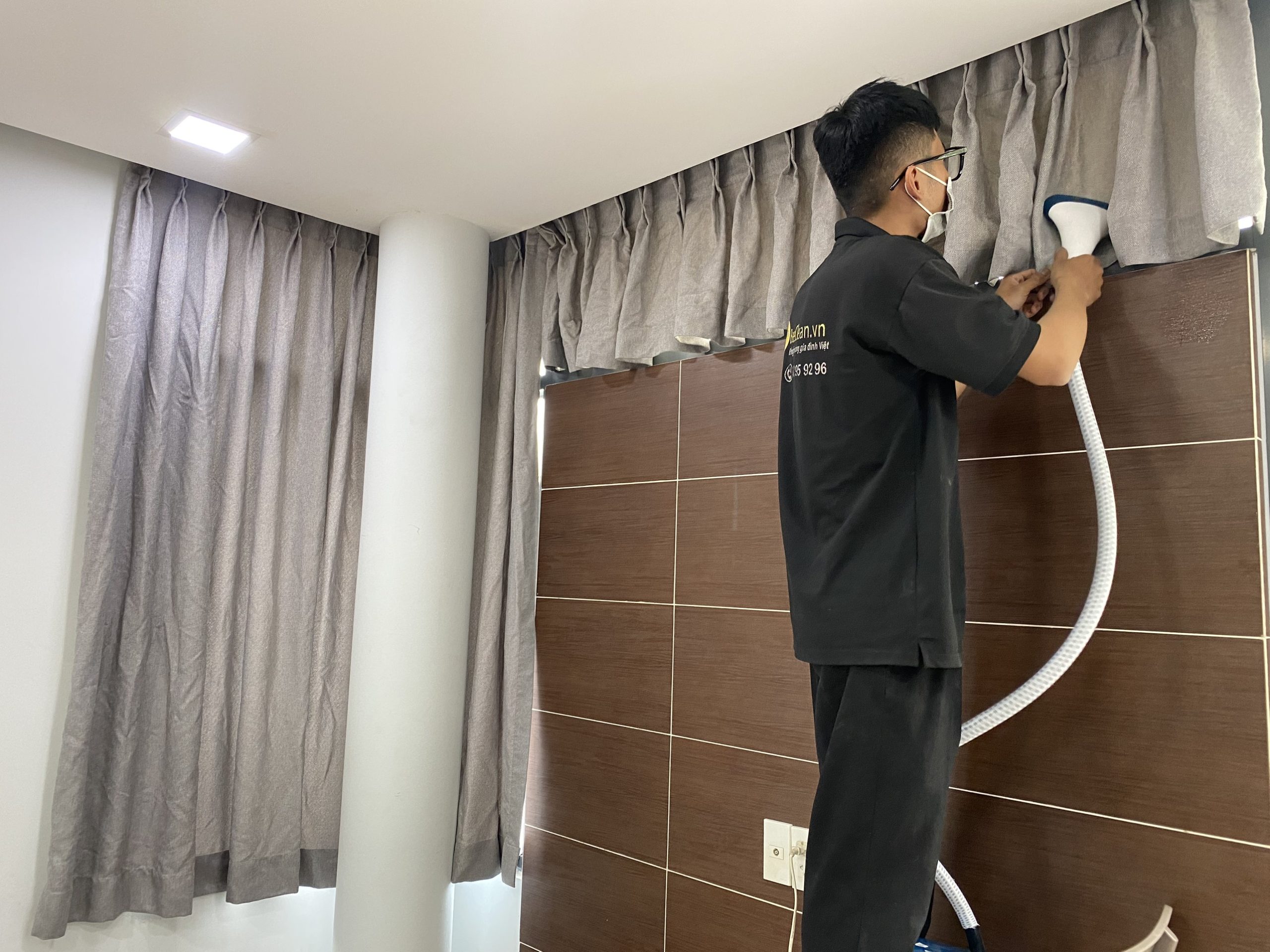 Dịch vụ giặt màn cửa chuyên nghiệp tại Bình Tân 0909980348