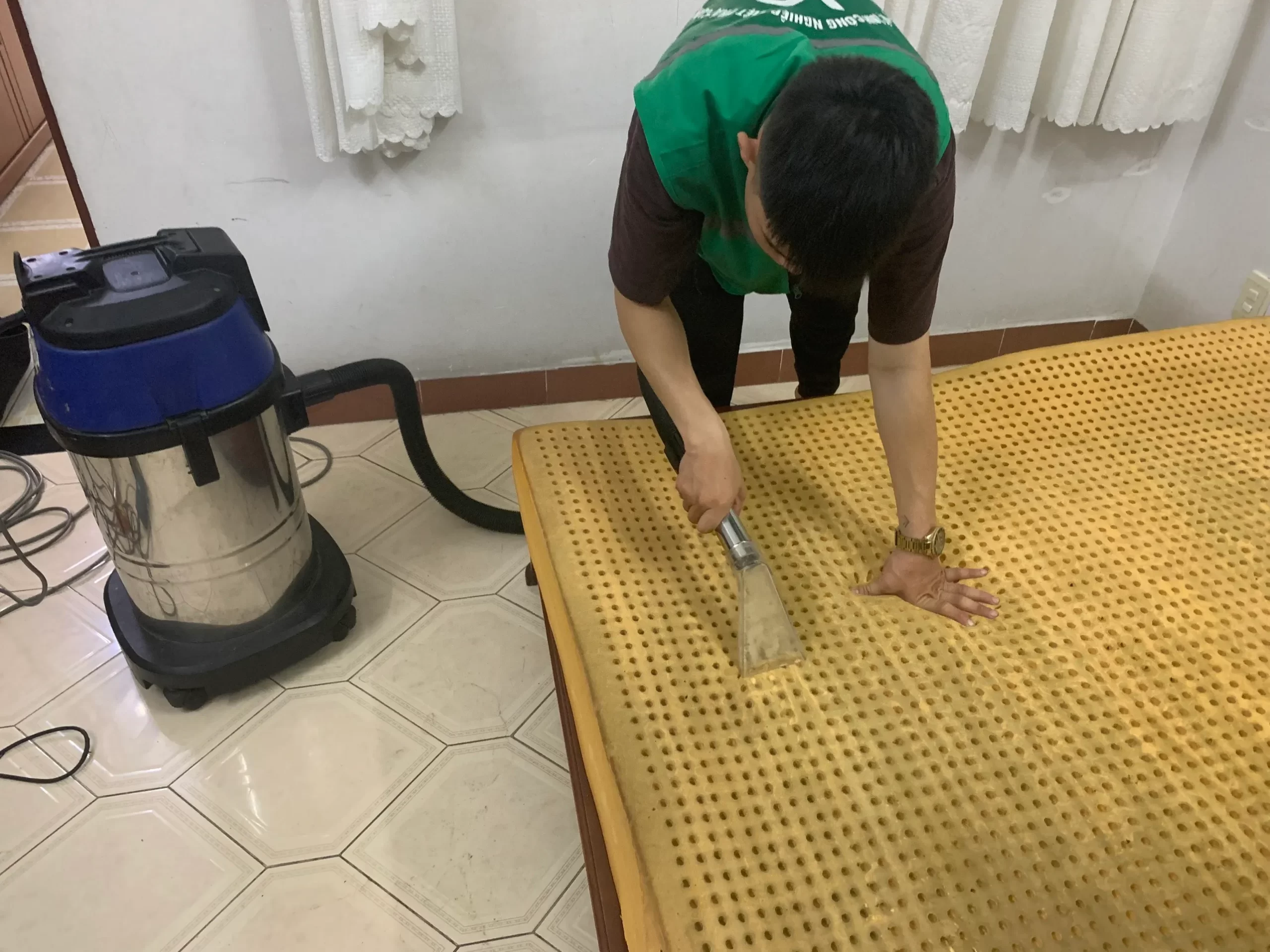 Bảng giá dịch vụ giặt nệm tại nhà Dĩ An (Cập nhật 2025)