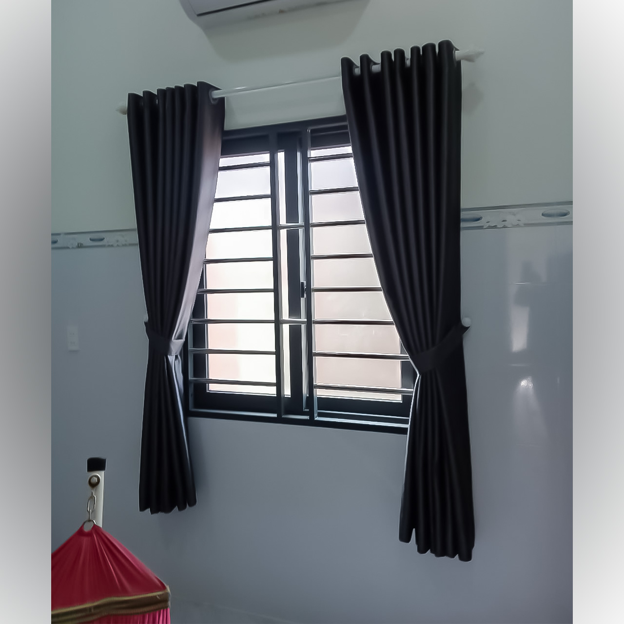 Các loại rèm cửa chúng tôi nhận giặt: Từ rèm vải, rèm cuốn đến rèm sáo