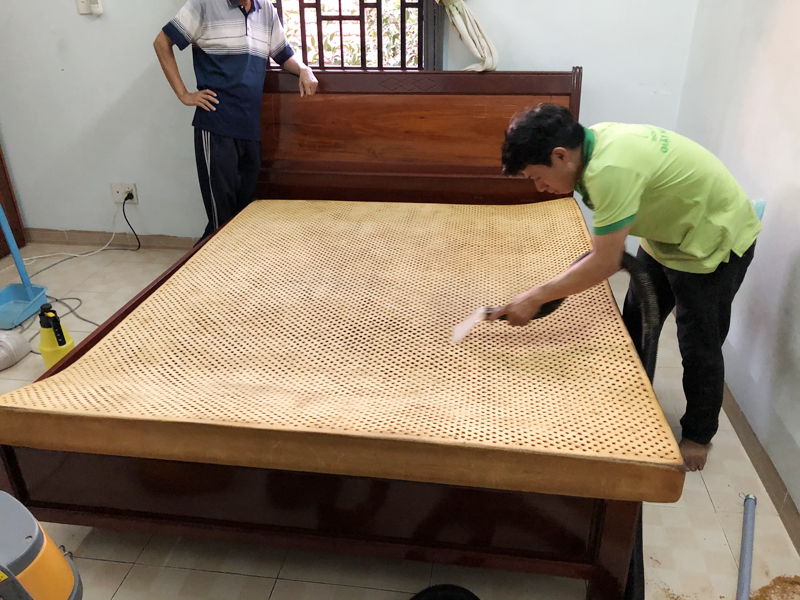 Tại sao nên chọn dịch vụ vệ sinh nệm cao su tại Thủ Đức của chúng tôi (0909980348)?