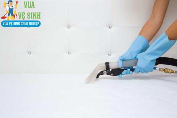 Quy Trình Giặt Nệm Chuyên Nghiệp Tại Tân Bình: Đảm Bảo Sạch Sâu và An Toàn