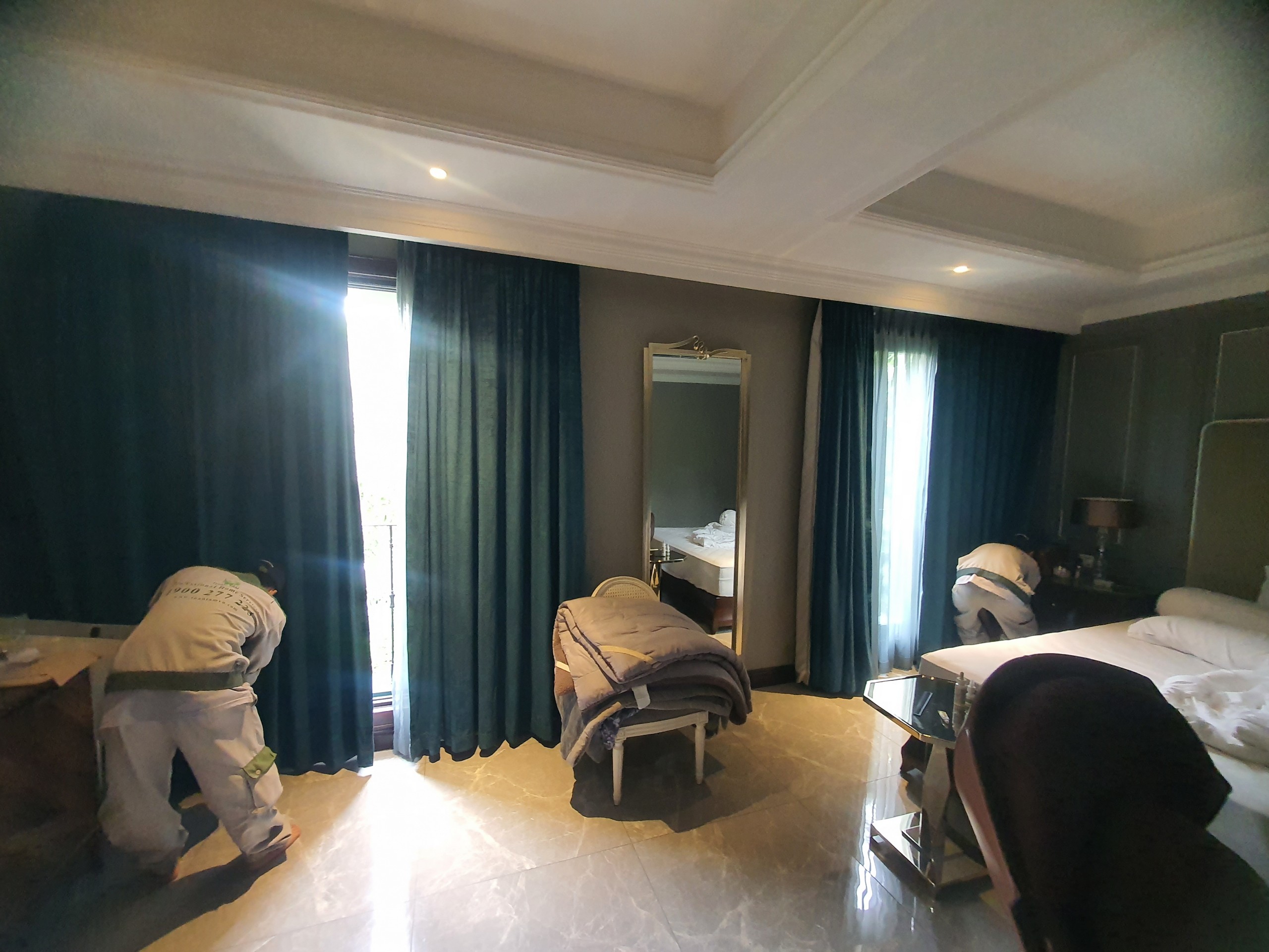 Quy trình Vệ sinh rèm chuyên nghiệp tại Thủ Đức 0909980348: Đảm bảo sạch sâu và bảo vệ rèm